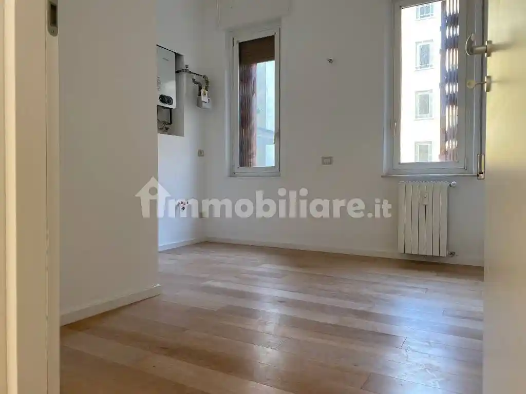 Trilocale via Baldo degli Ubaldi 6, Certosa, Milano - foto 4