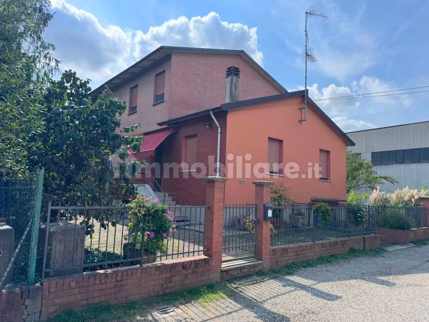 Villa in vendita a Castel San Pietro Terme