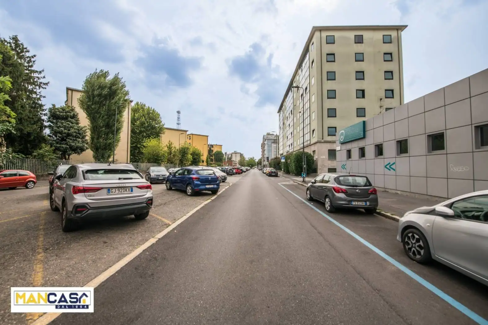 Building in vendita a Milan