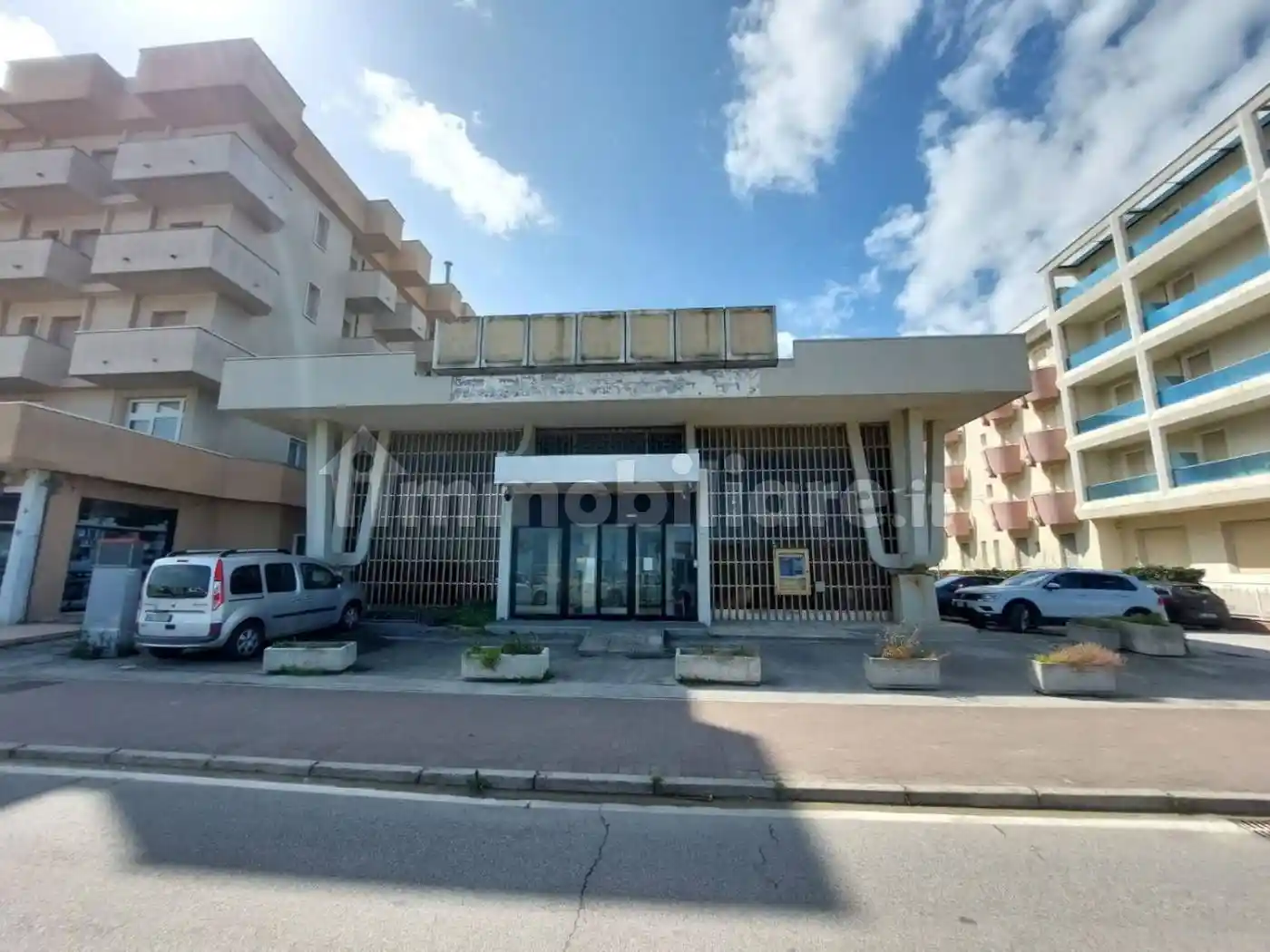 Palazzo - Edificio in vendita a Bellaria-Igea Marina