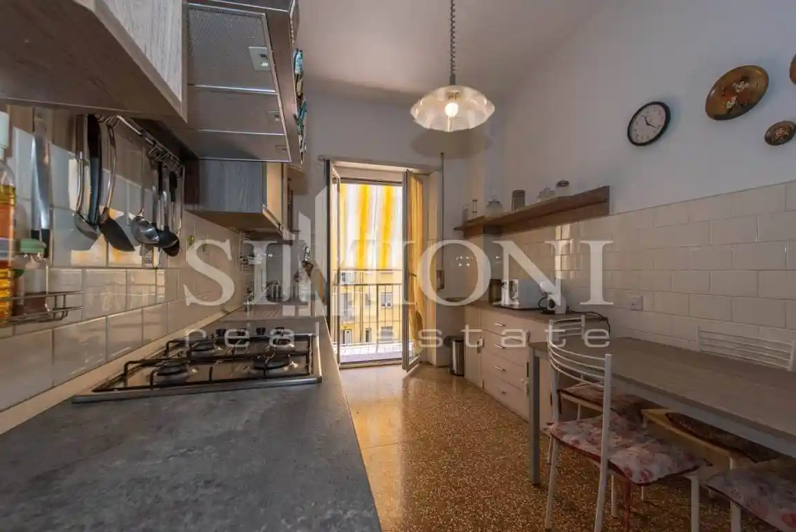 Trilocale buono stato, terzo piano, Centro, Varese - foto 5