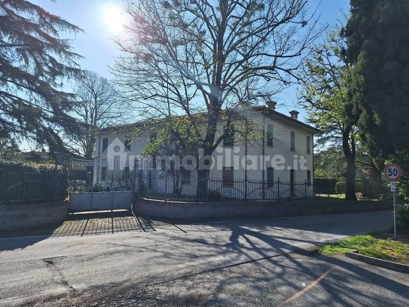 Villa in vendita a Longiano