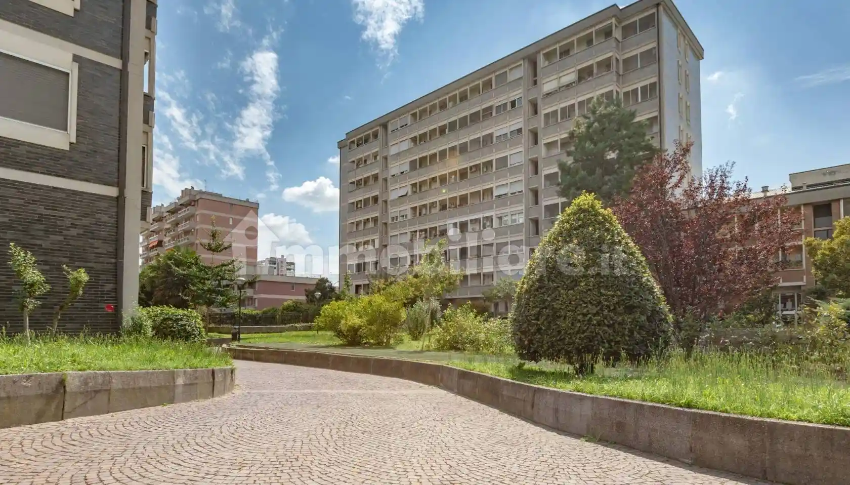 Trilocale via dei Guarneri 24, Vigentino - Fatima, Milano - foto 2