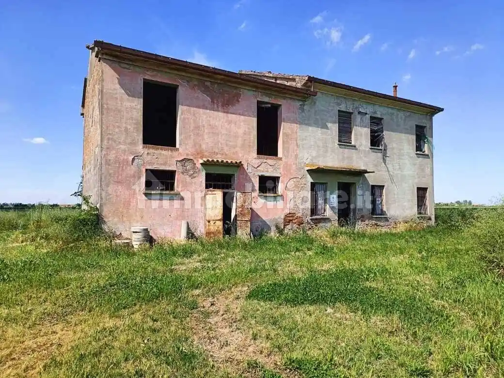 Villa in vendita a Conselice