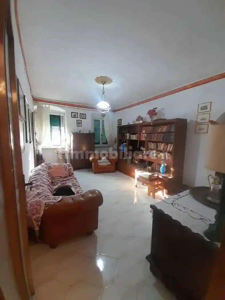 Appartamento in vendita a Livorno