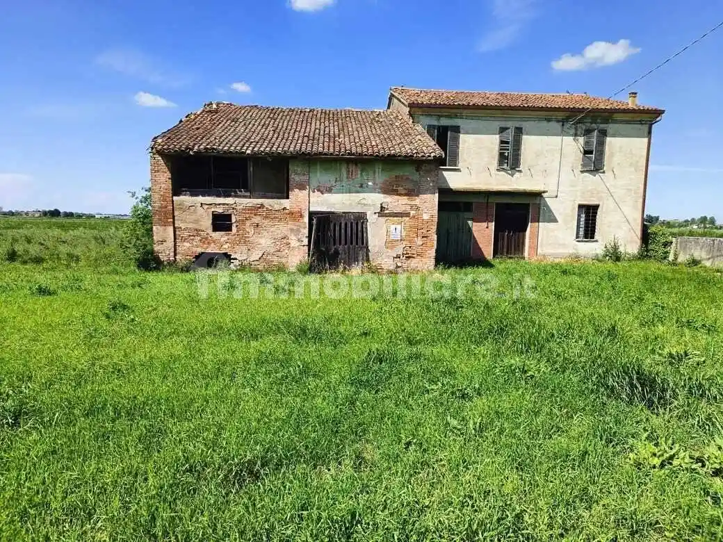 Villa in vendita a Conselice