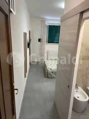 Bilocale ottimo stato, piano terra, Piazza Roma - Borgo Cappuccini, Livorno - foto 2