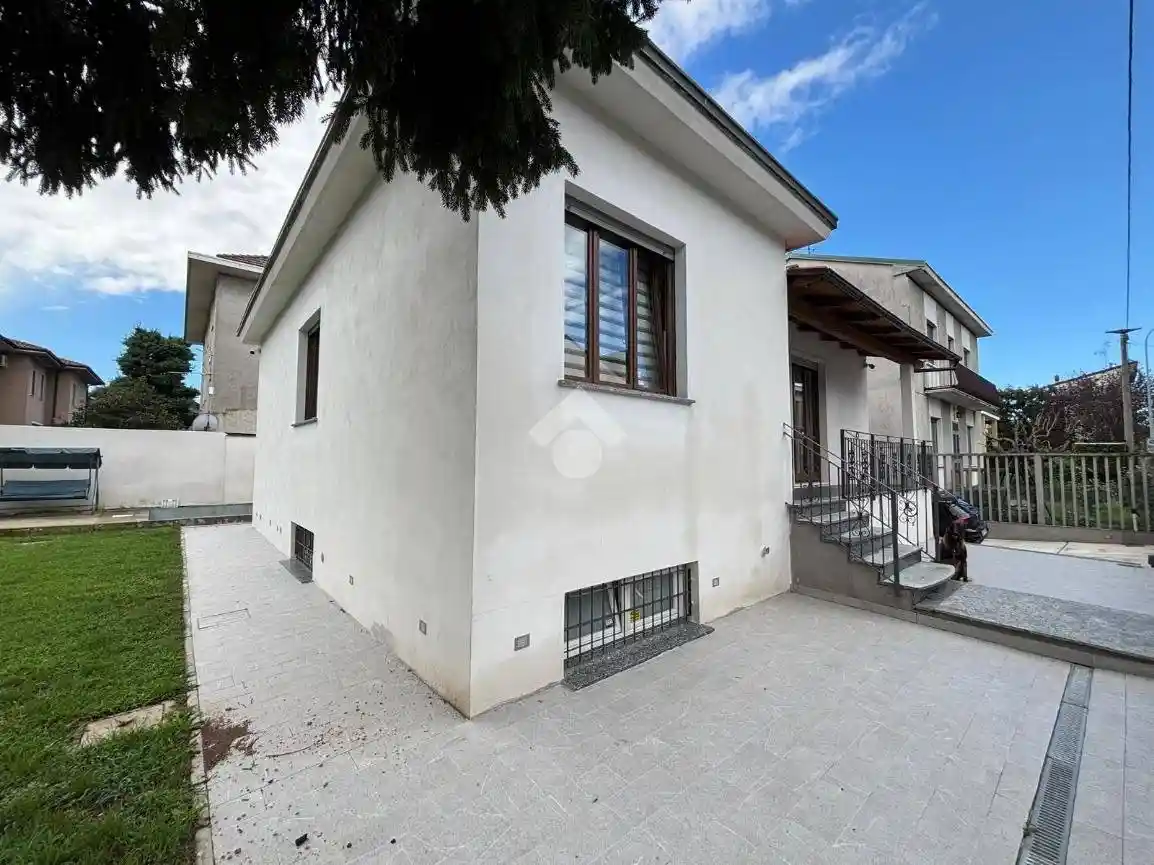 Villa in vendita a Rho