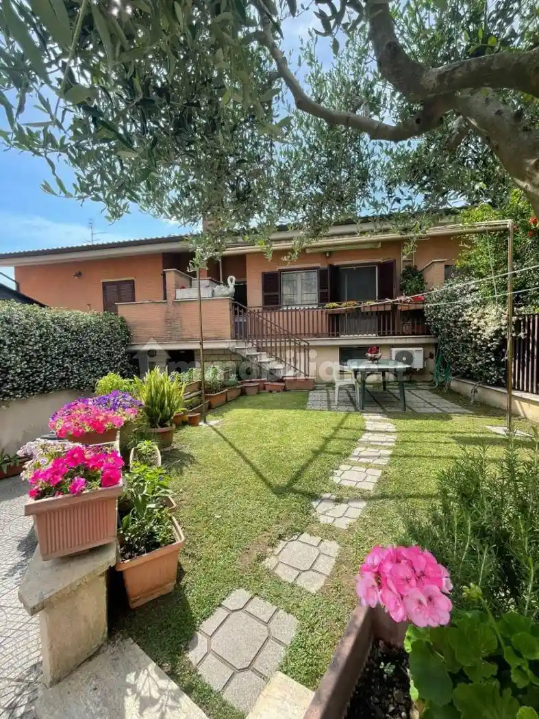 Villa plurifamiliare via Azzanello, Dragona, Roma - foto 3