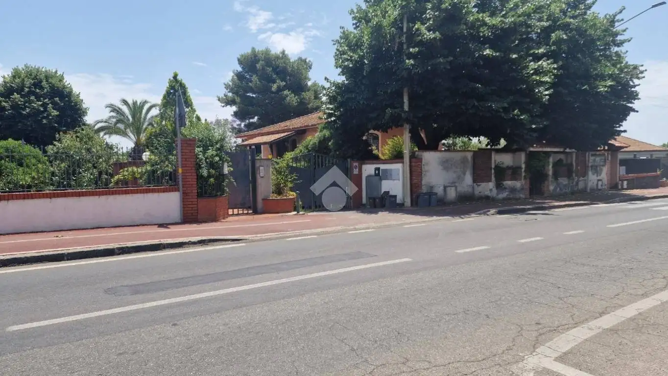 Appartamento in villa via Giuseppe Garibaldi 91, Centro, Aci Bonaccorsi - foto 3