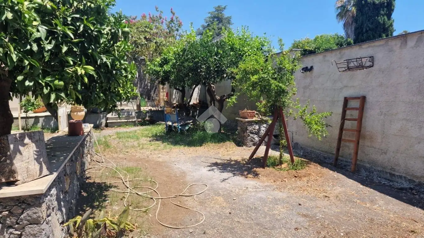 Appartamento in villa via Giuseppe Garibaldi 91, Centro, Aci Bonaccorsi - foto 5