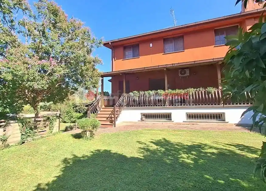 Villa plurifamiliare via Bernina , 3, Casalazzara - Torre Bruna, Aprilia - foto 3