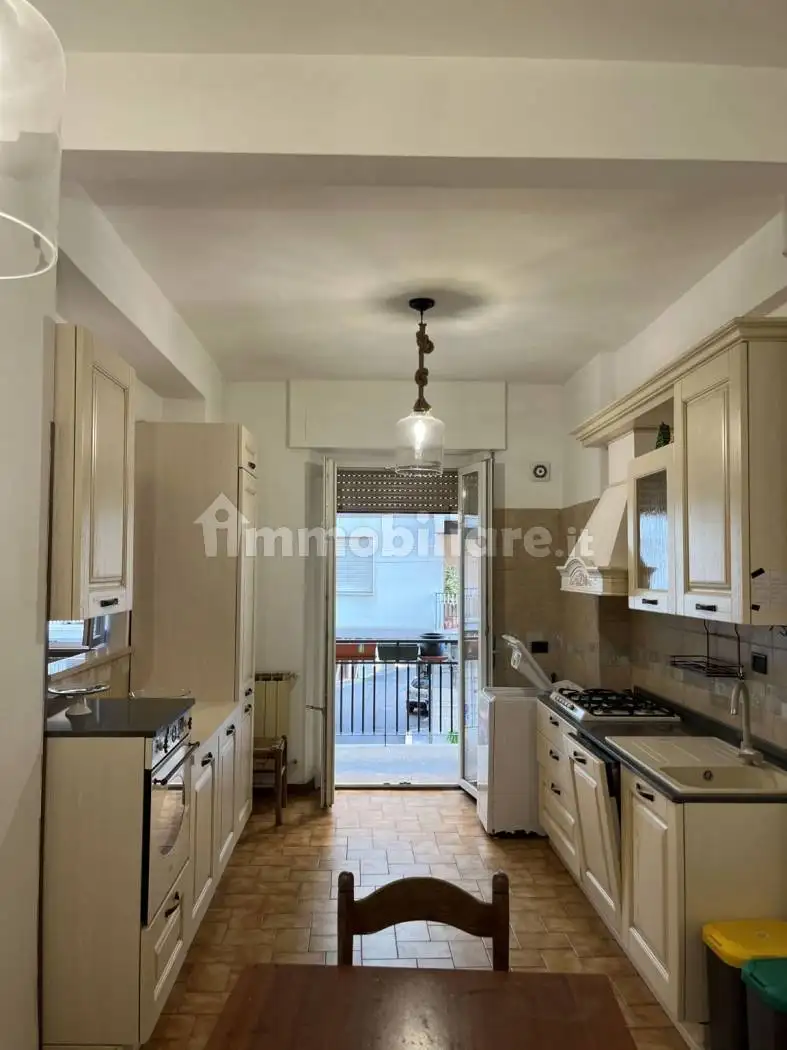 Trilocale via Francesco Petrarca 5, Centro, Colleferro - foto 3