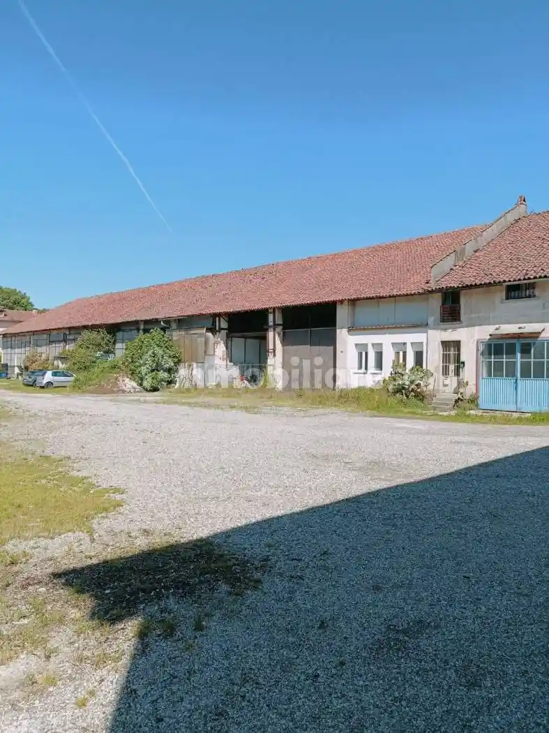 Palazzo - Edificio in Vendita - foto 2