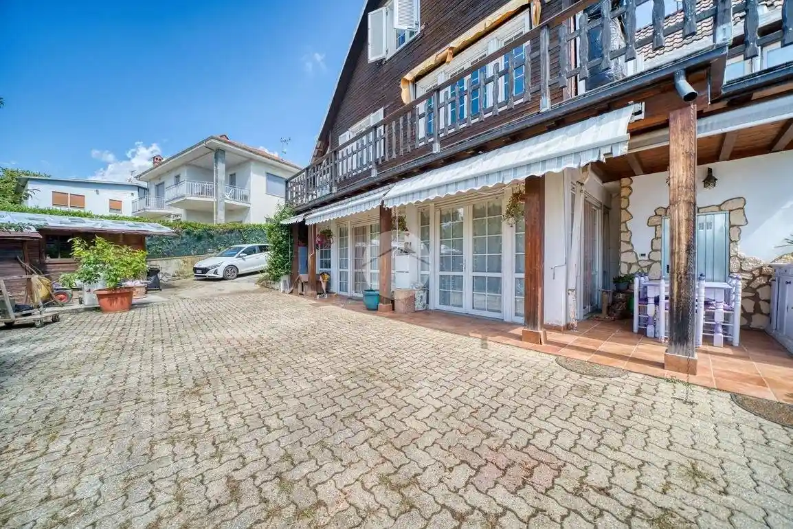 Villa in vendita a Giaveno