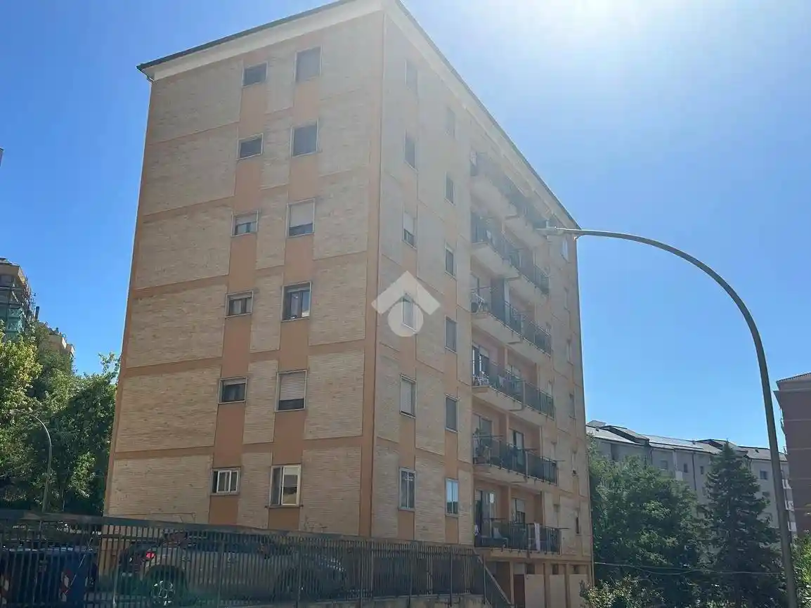 Quadrilocale via Francesco Torraca 100, Centro, Potenza - foto 4