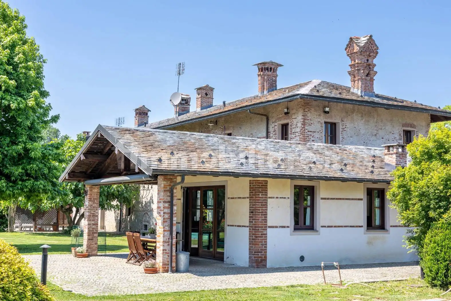 Villa in vendita a Cuneo