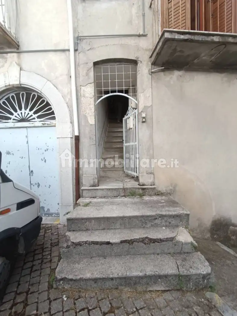 Appartamento in vendita a Lagonegro