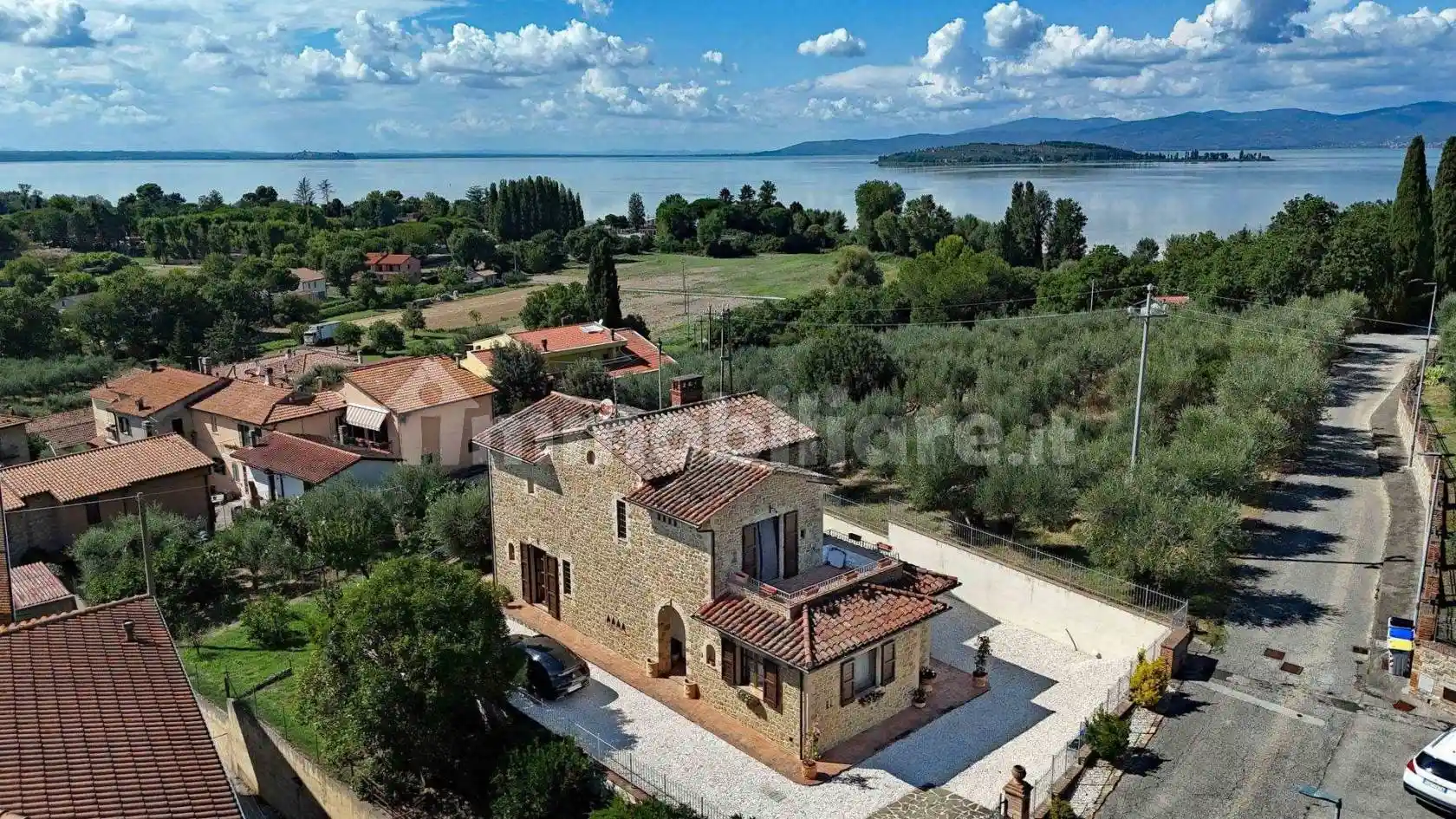 Rustico - Casale in vendita a Magione