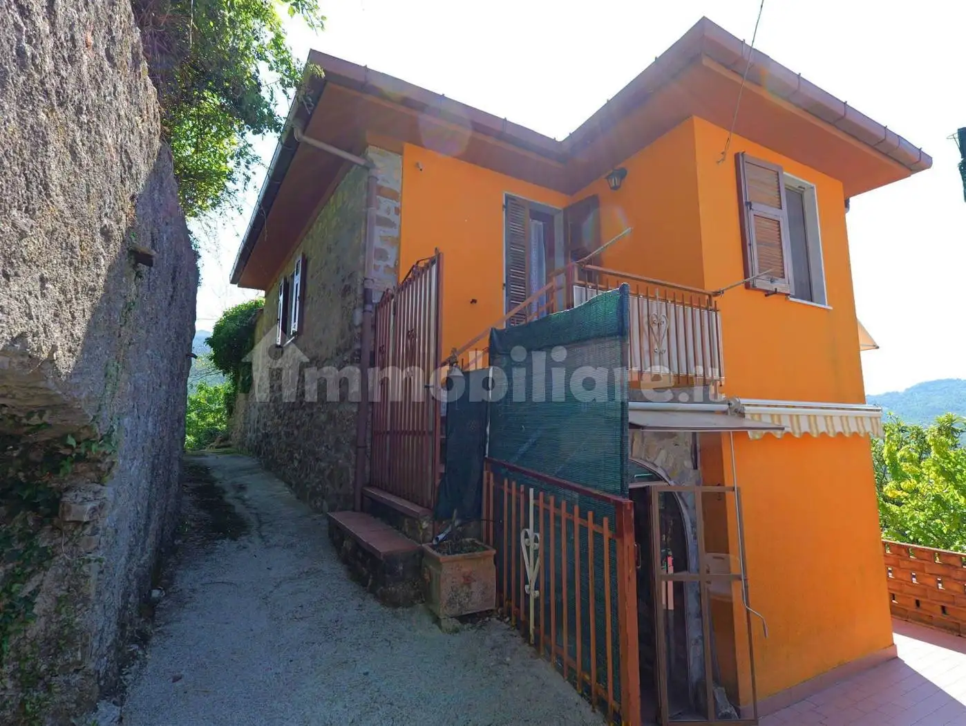 Casa indipendente in vendita a Sesta Godano