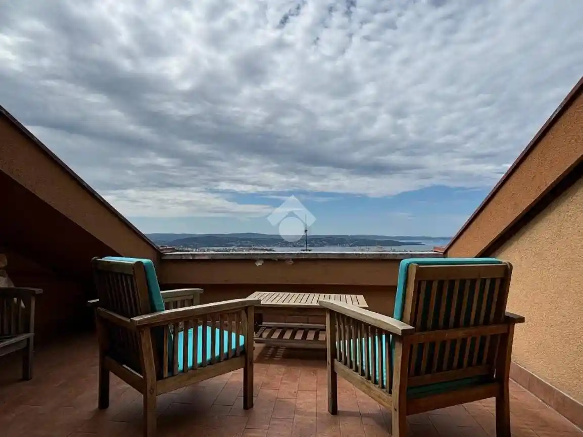 Appartamento in vendita a Trieste