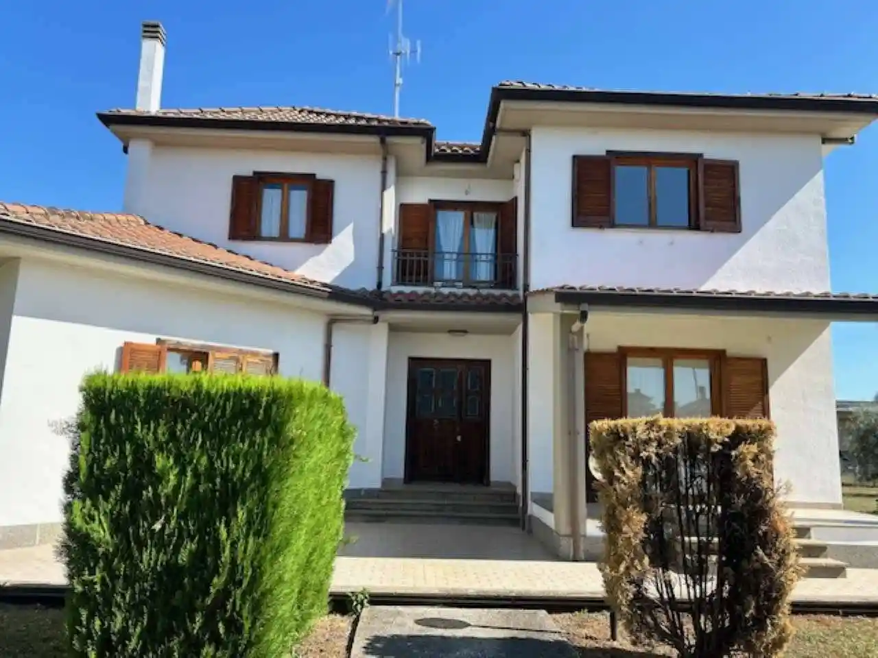 Villa in vendita a Lariano