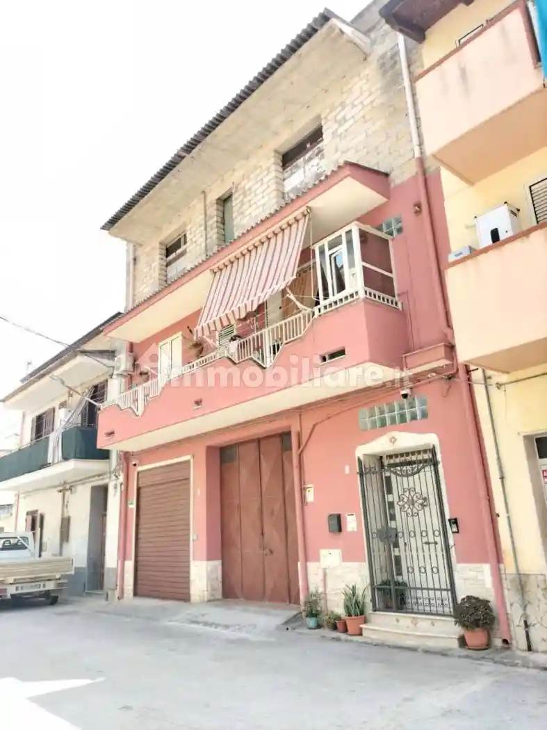 Palazzo - Edificio in vendita a Licata