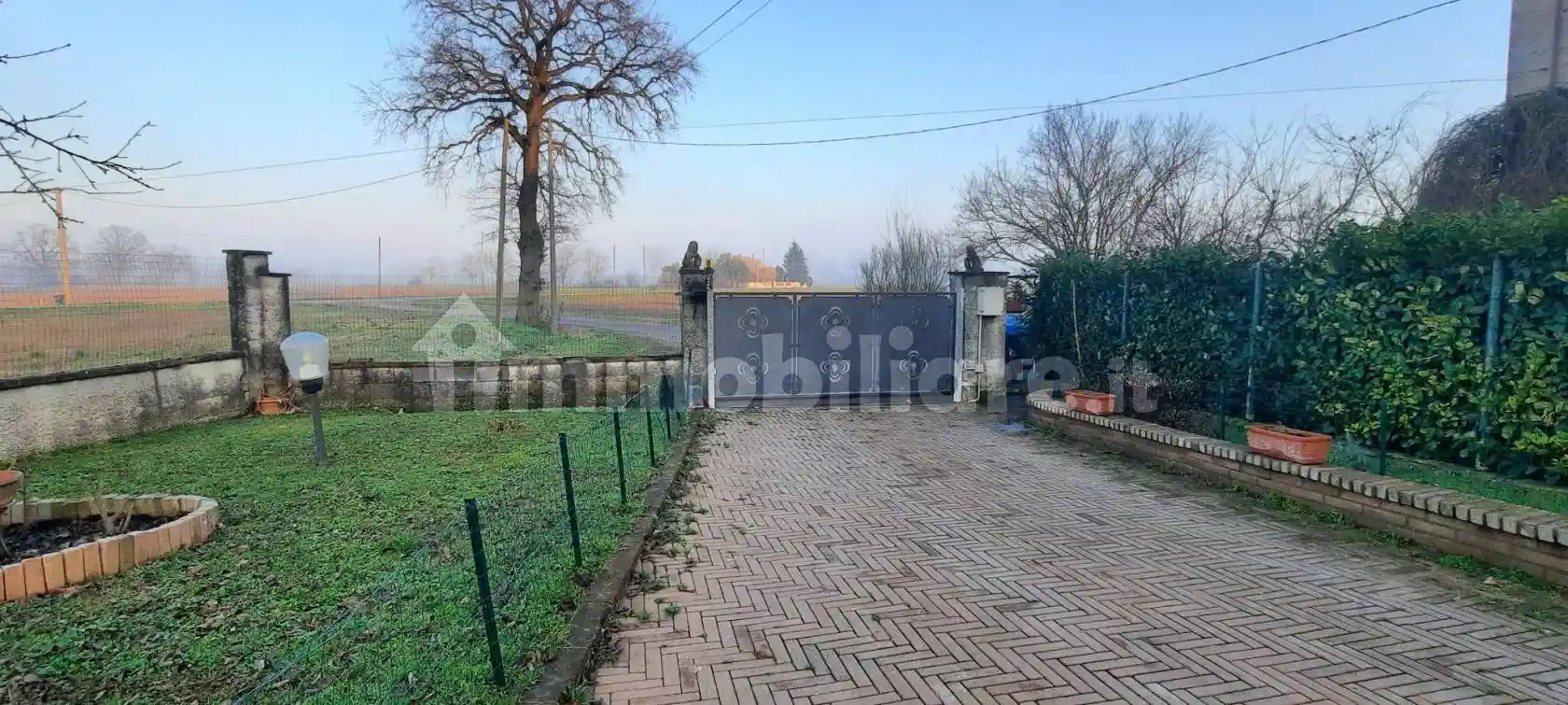 Rustico - Casale in vendita a Rottofreno