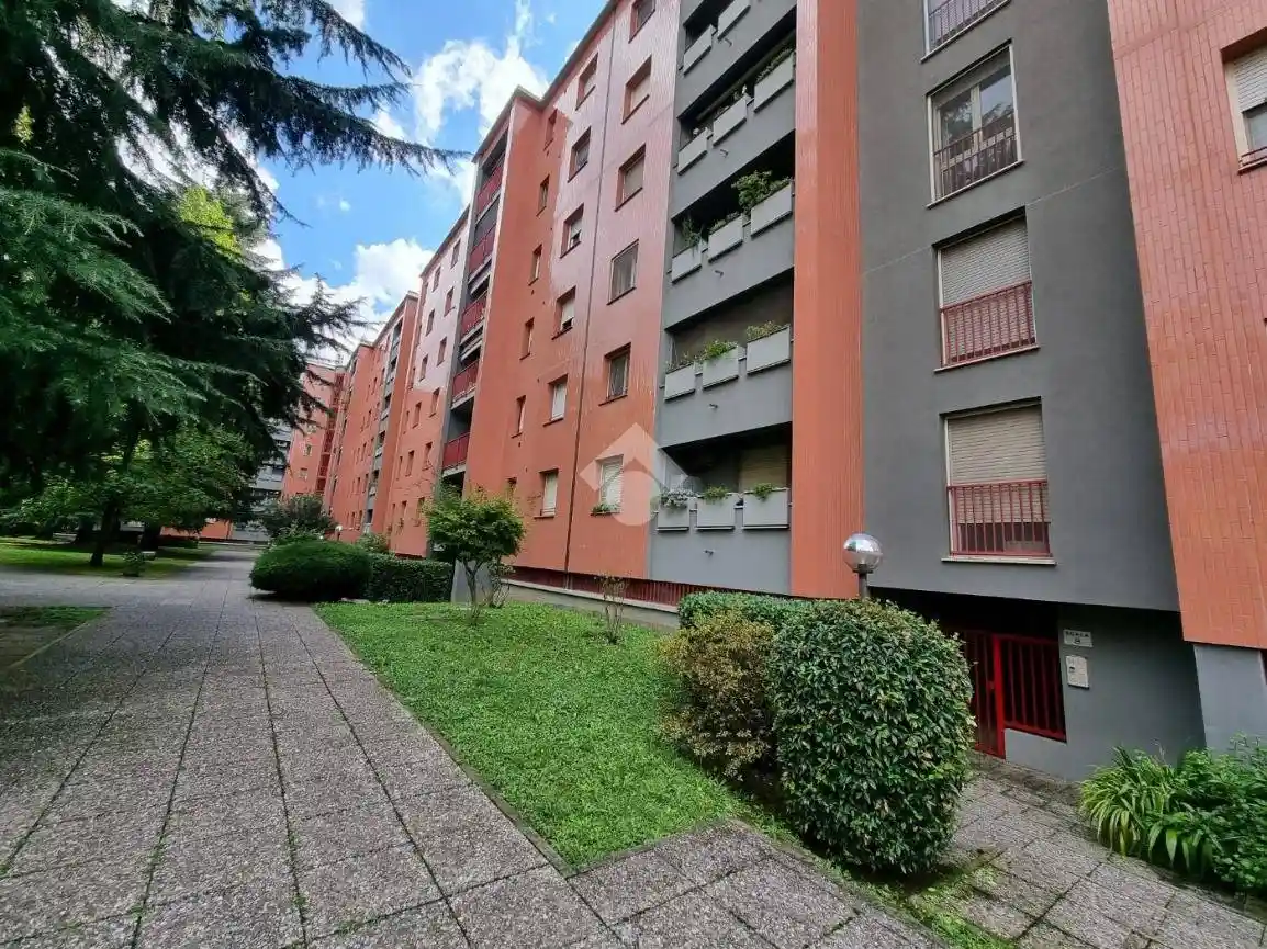 Quadrilocale via Marchesi 13, Quarto Cagnino, Milano - foto 2