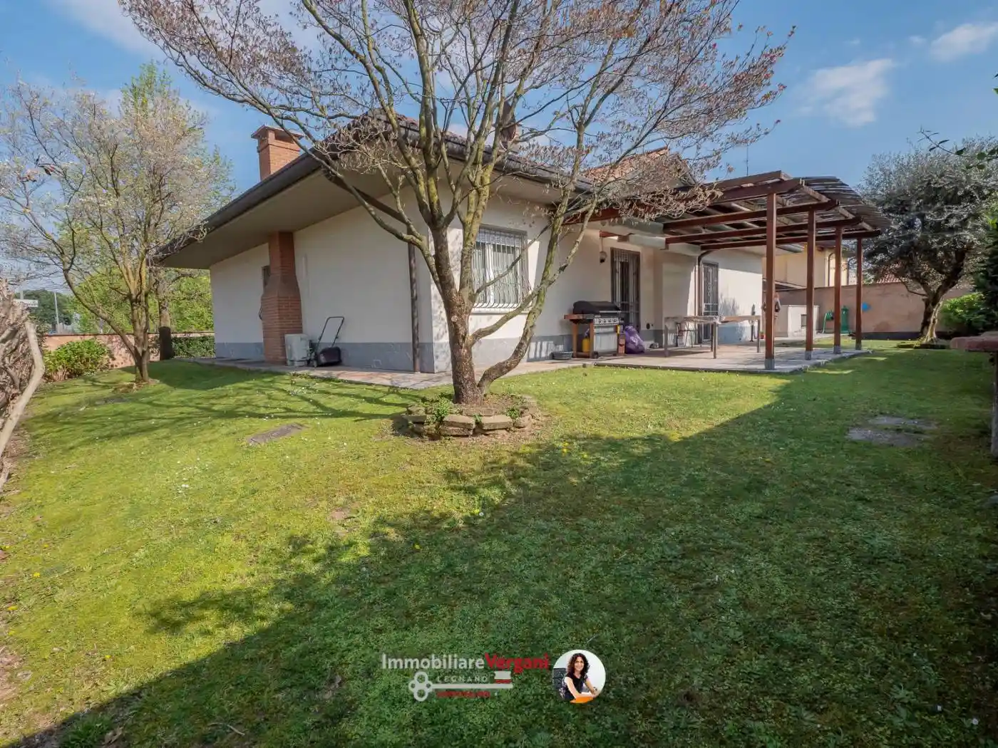 Villa in vendita a Olgiate Olona