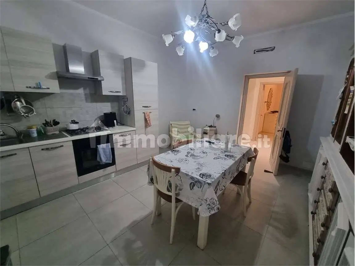 Appartamento in affitto a Sarzana