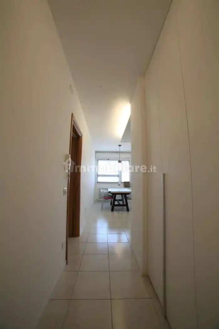 Appartamento buono stato, terzo piano, Viale della Vittoria, Jesi - foto 4