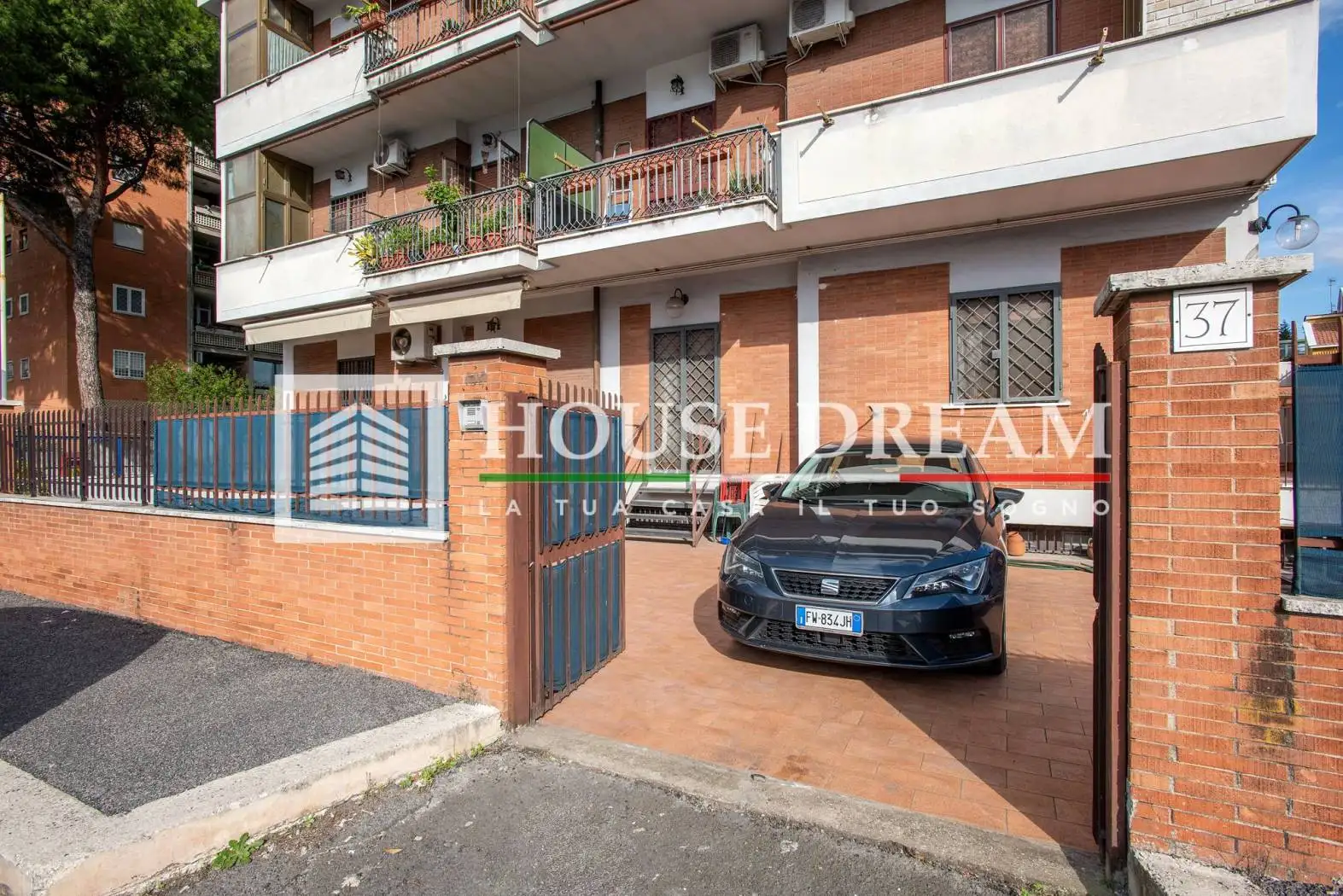 Appartamento in vendita a Roma