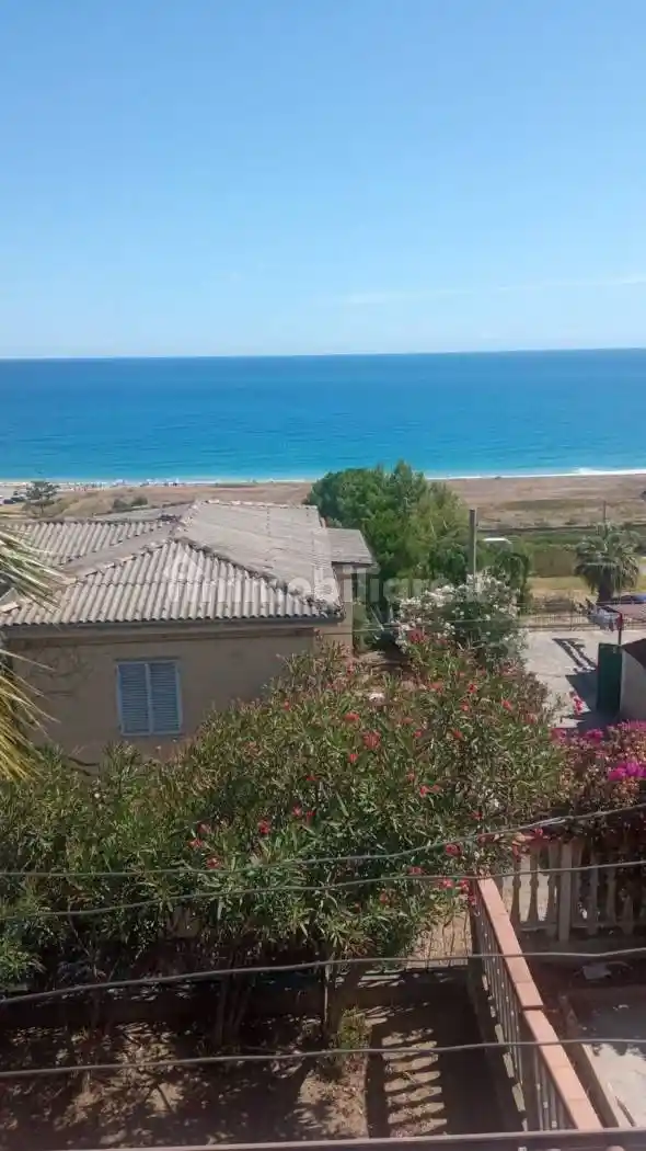 Appartamento in vendita a Calopezzati