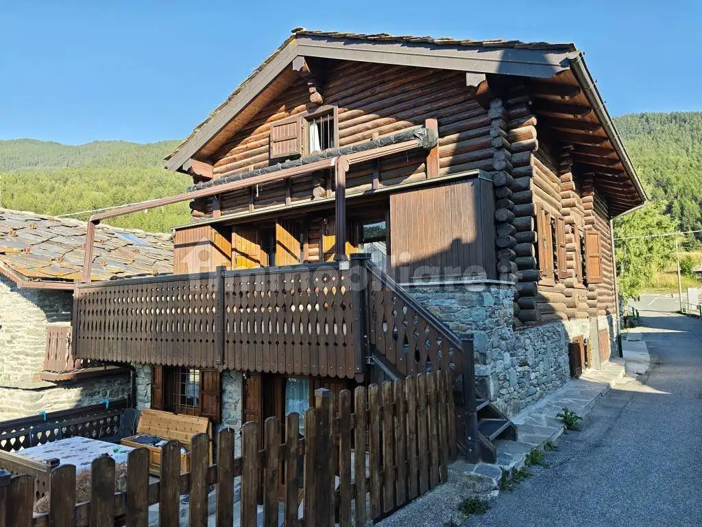 Trilocale frazione LOd, Antey-Saint-Andrè - foto 2