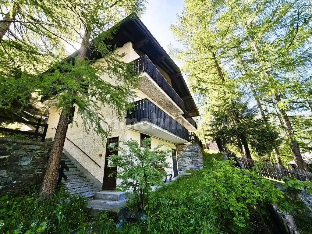 Appartamento in vendita a Valtournenche