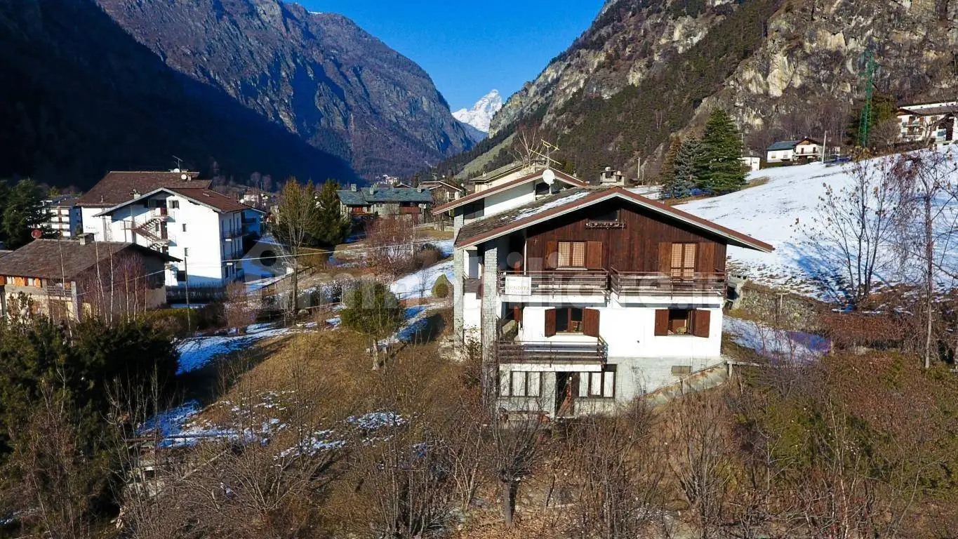 Bilocale frazione GRand Moulin, Centro, Antey-Saint-Andrè - foto 4