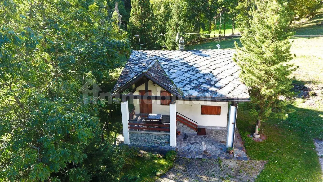 Terratetto unifamiliare frazione Poutaz, Antey-Saint-Andrè - foto 2