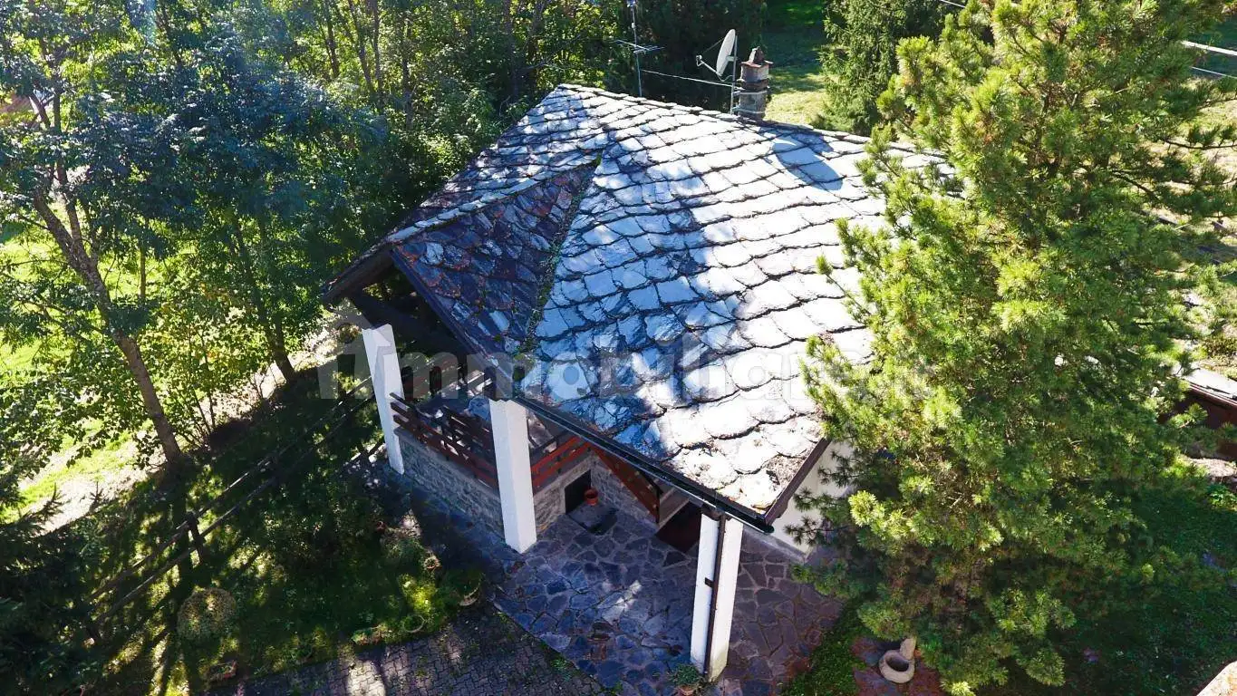 Terratetto unifamiliare frazione Poutaz, Antey-Saint-Andrè - foto 3