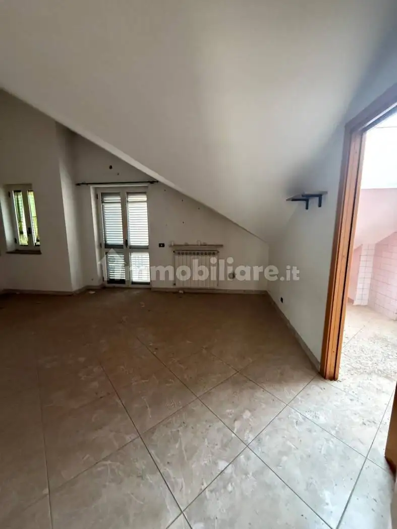 Mansarda via Alberto Bizzarri, Calvi Risorta - foto 5