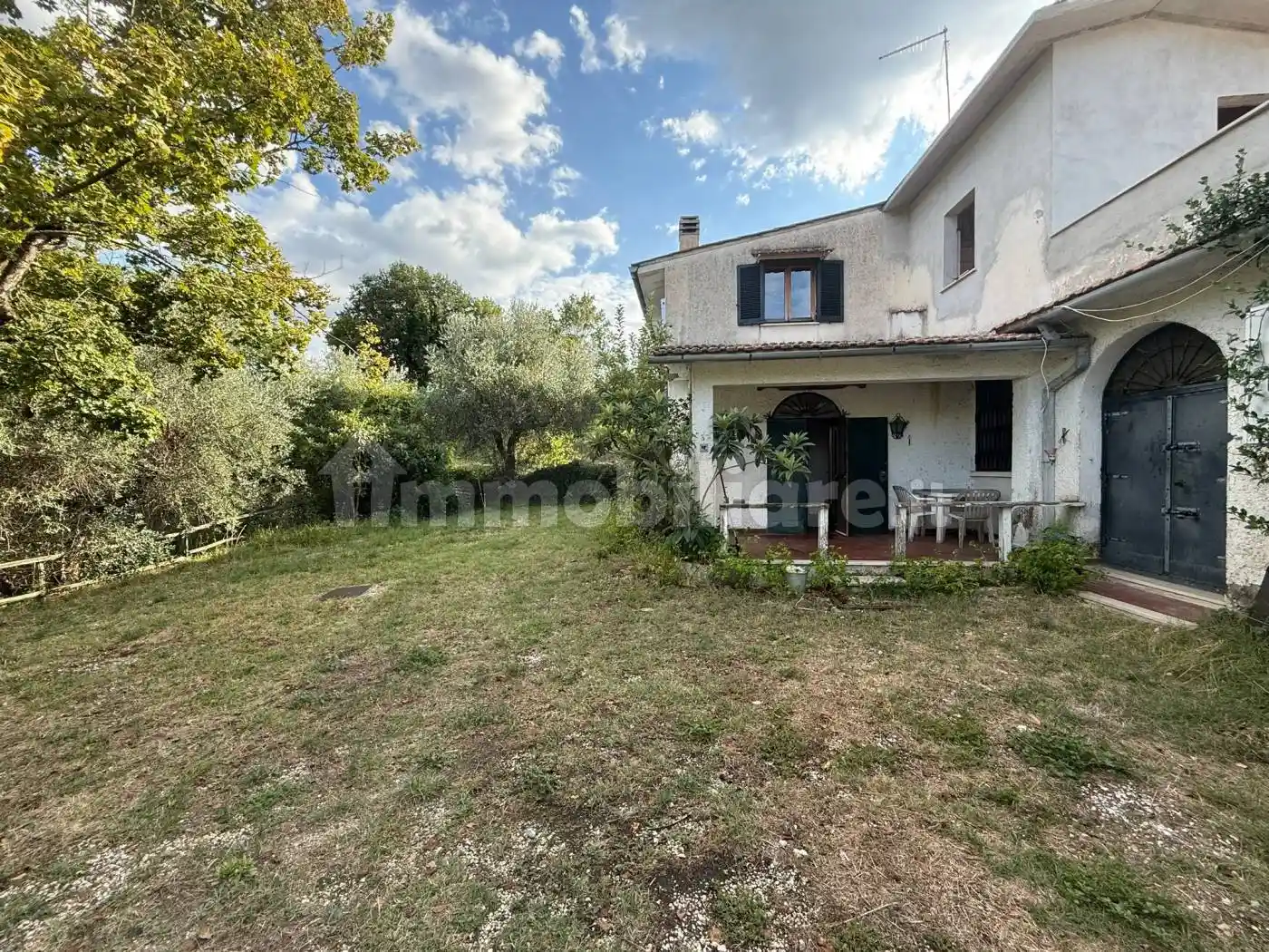 Villa in vendita a Montopoli di Sabina