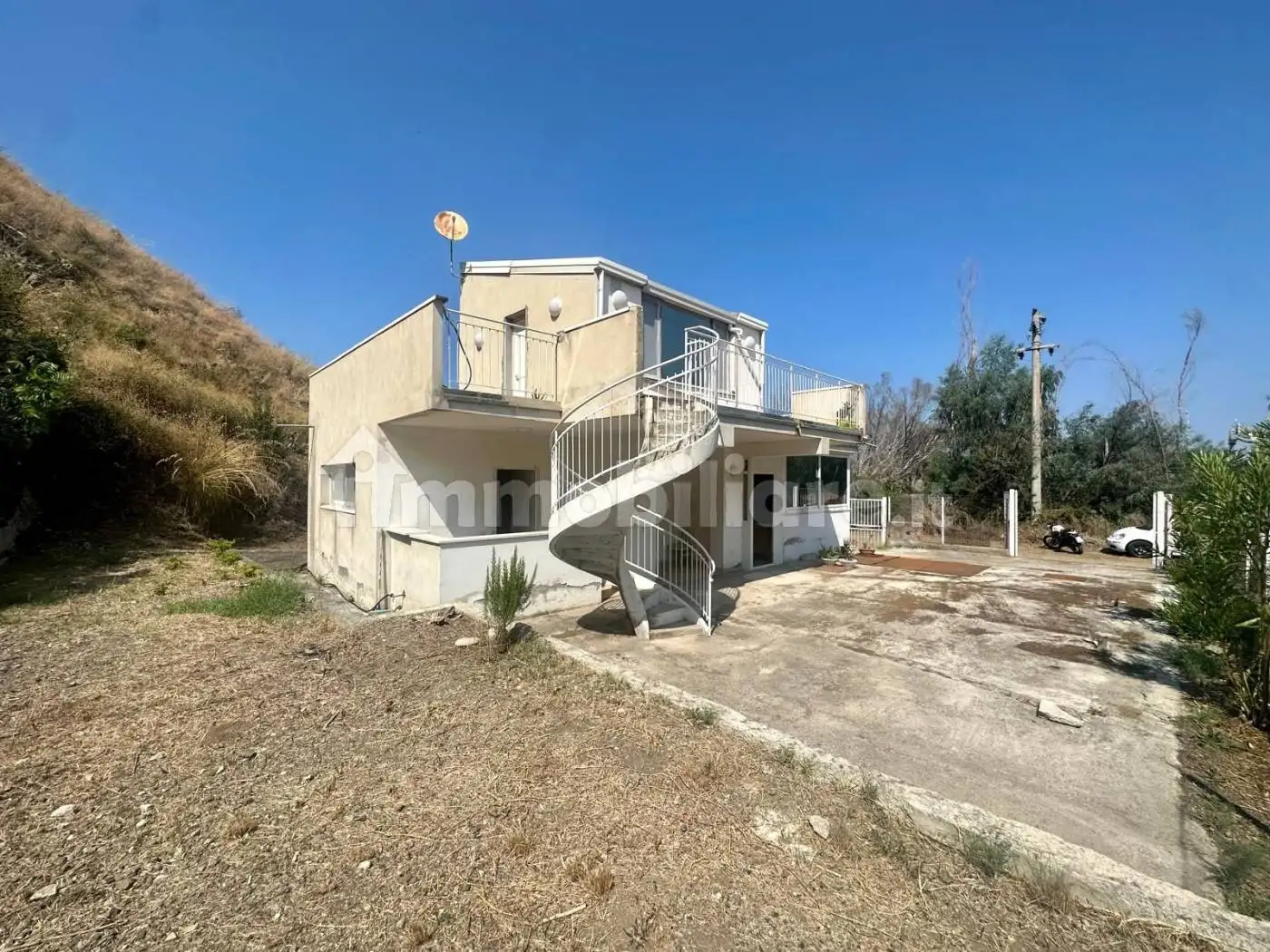 Villa in vendita a Oliveri