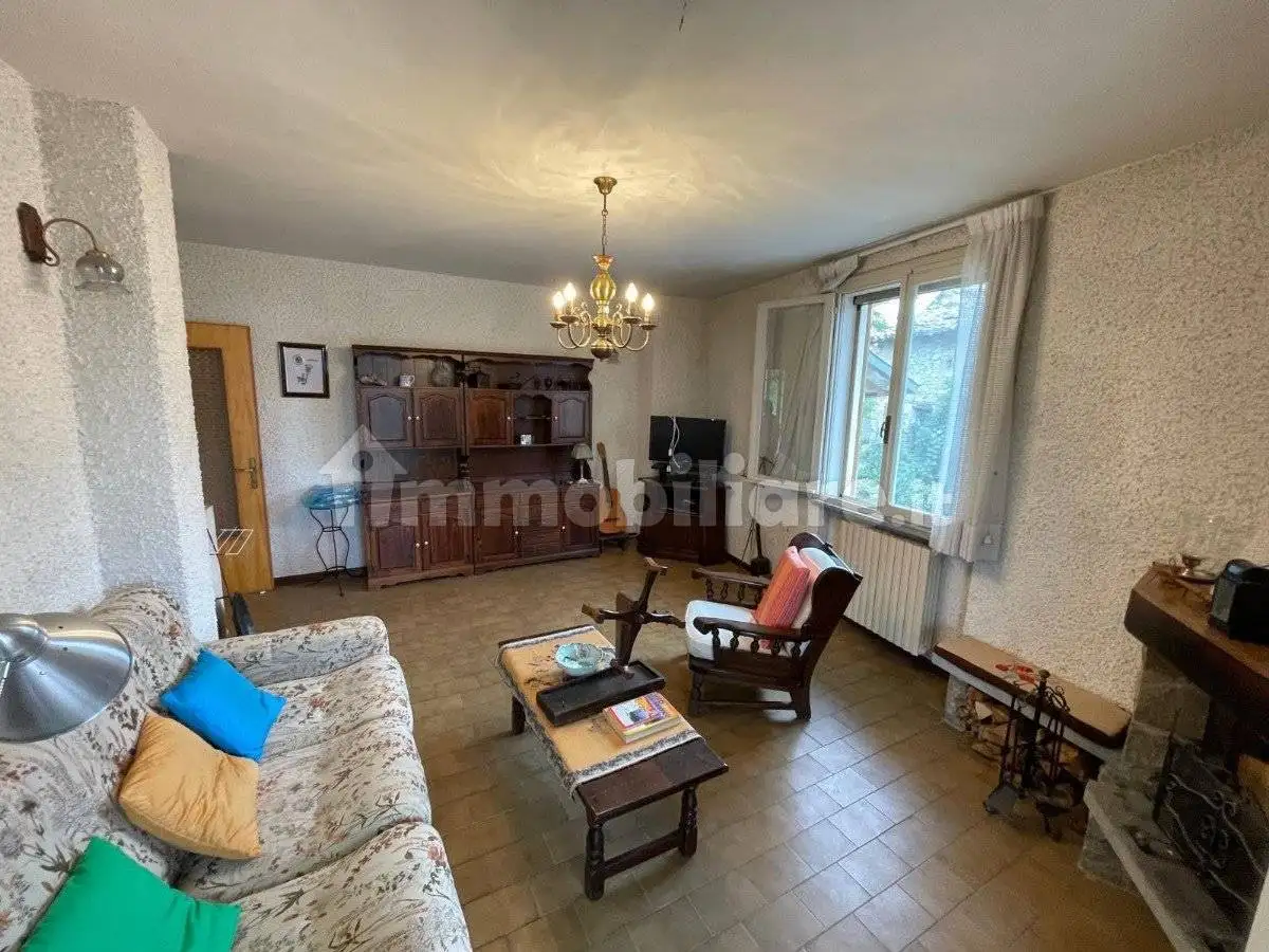 Trilocale buono stato, secondo piano, Centro, Casina - foto 5