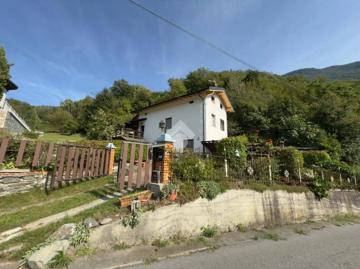 Casa indipendente in vendita a Villa di Tirano