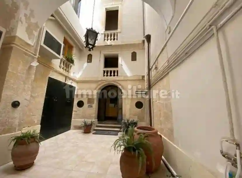 Trilocale via Andrea Vignes 2/b, Centro Storico, Lecce - foto 4