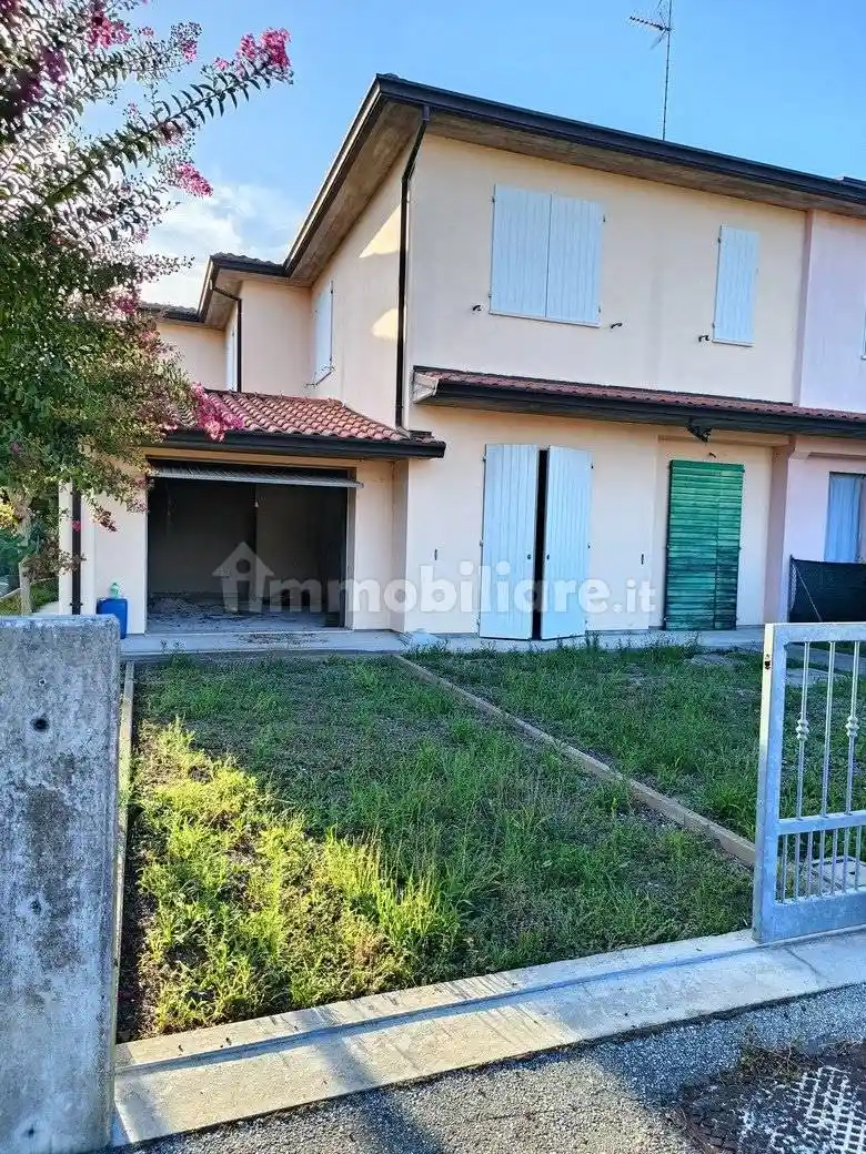 Villa in vendita a Lugo