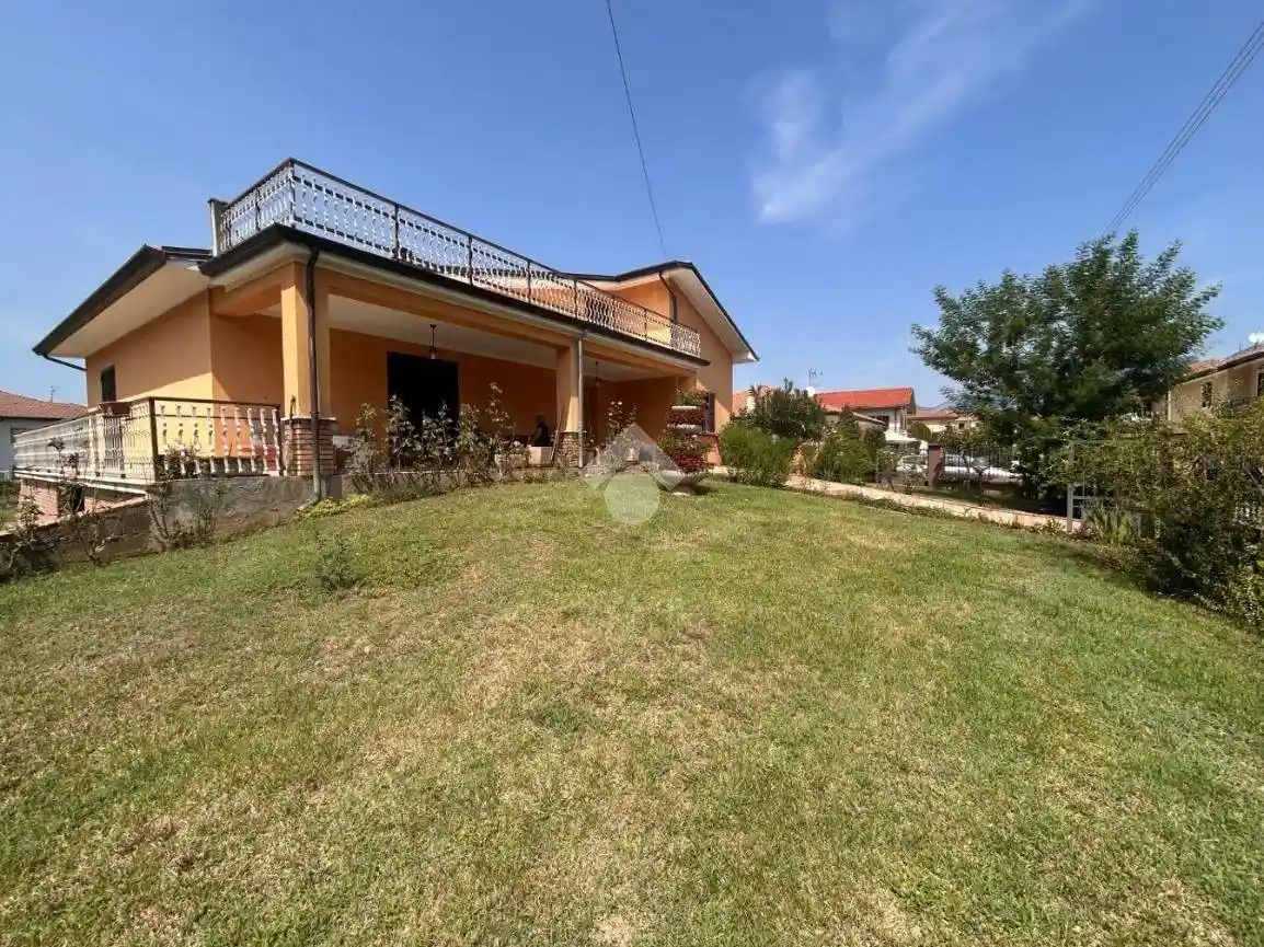 Villa unifamiliare via Roma, Centro, Villa Latina - foto 4