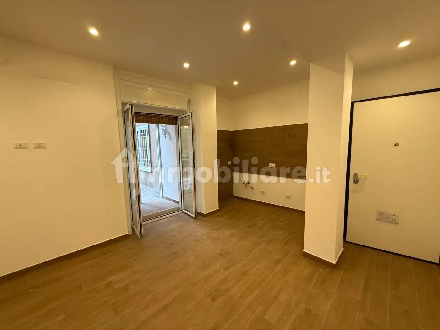 Appartamento in affitto a Napoli