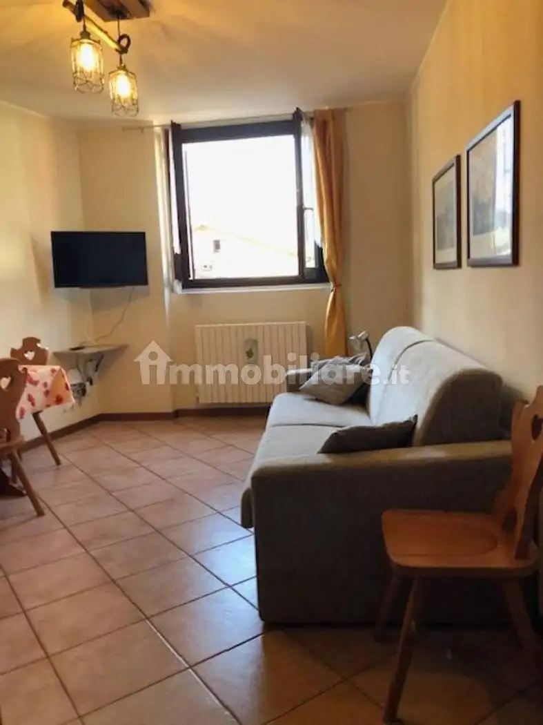 Bilocale piazza Garibaldi, 9, Centro, Barzio - foto 4