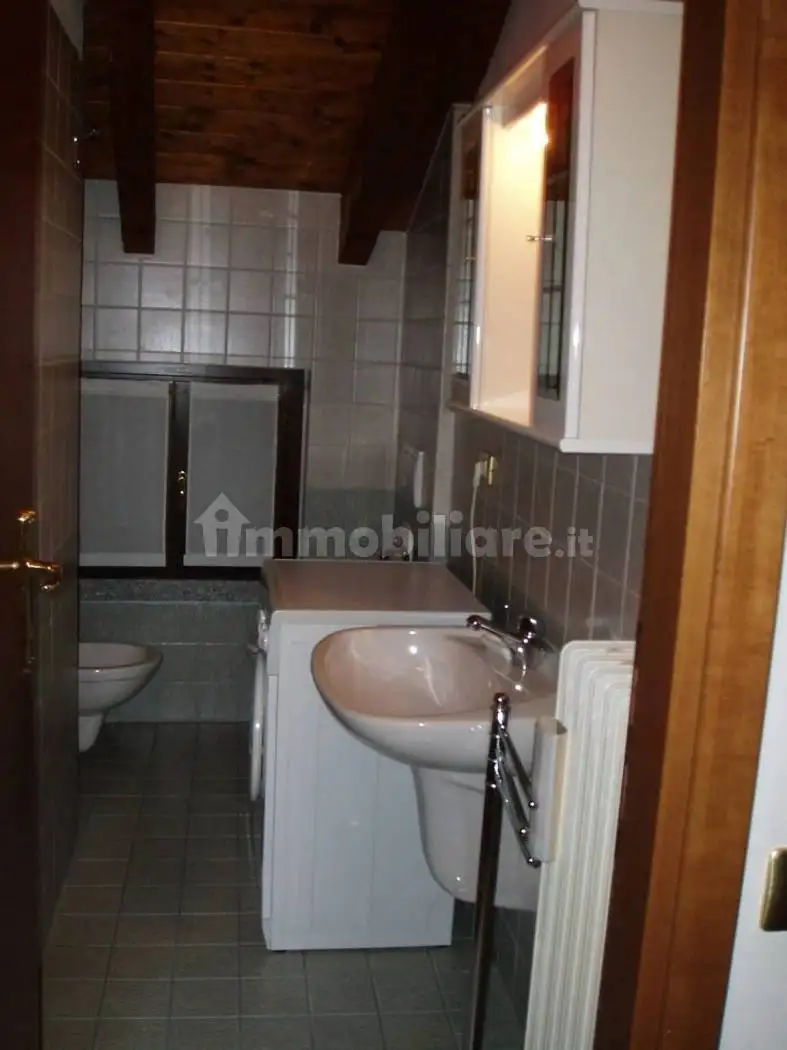 Bilocale piazza Garibaldi, 9, Centro, Barzio - foto 4